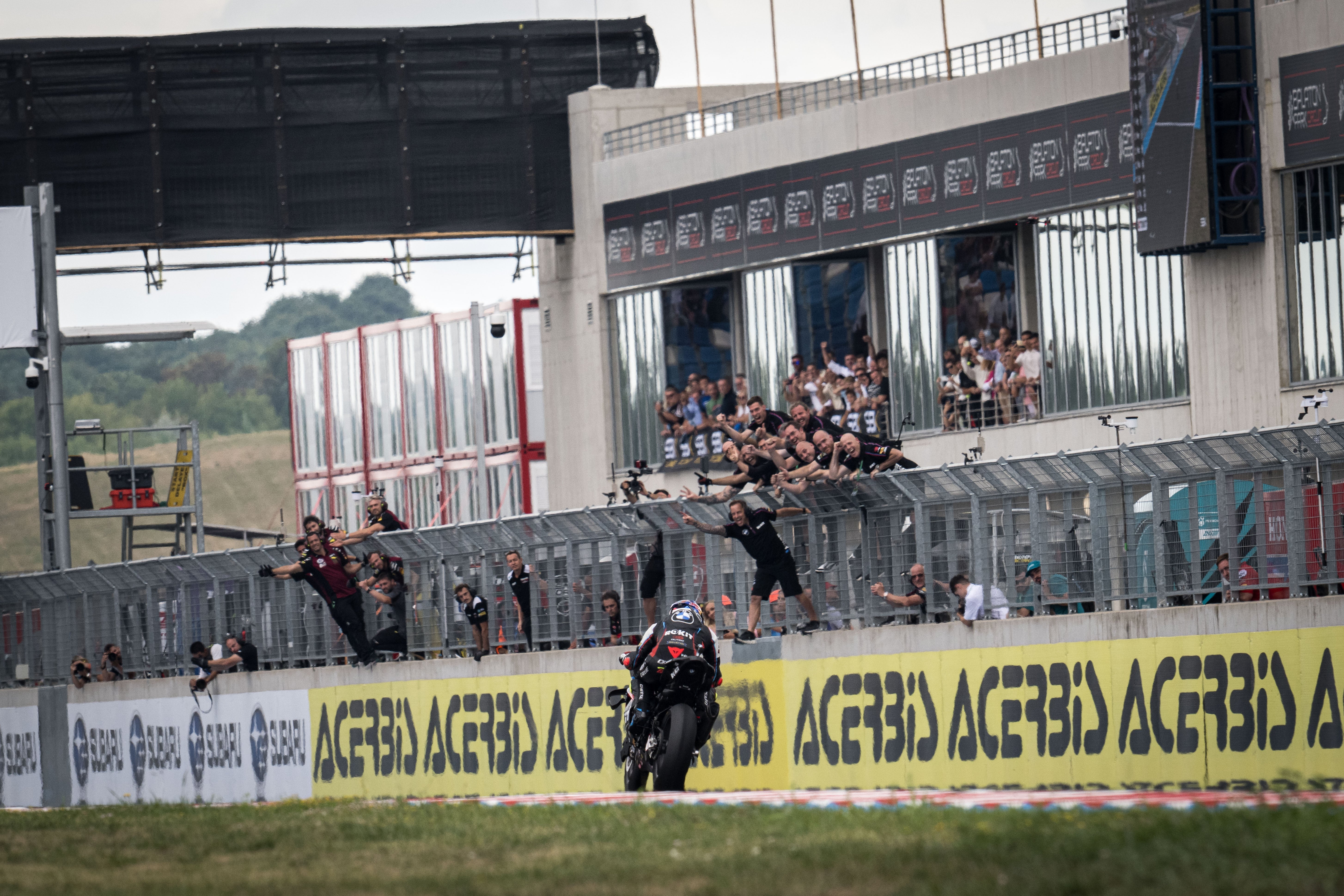 Toprak Razgatlioglu extends World Championship lead with another hat-trick.